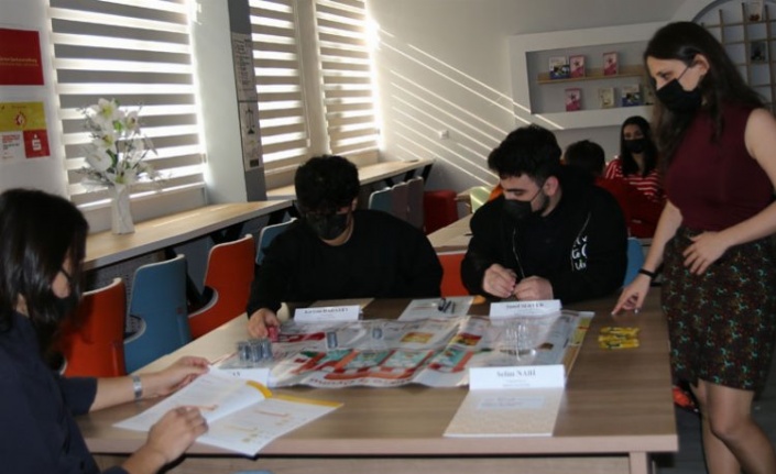 Bursa'da lise öğrencileri tasarrufu oyunla öğreniyor