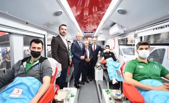 Bursa'dan Kızılay’a mobil bağış 