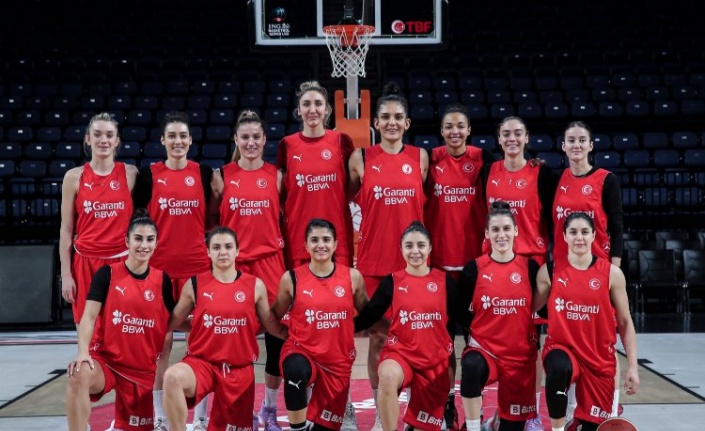 İzmit Perileri  EuroBasket 2023 için mücadele edecek 