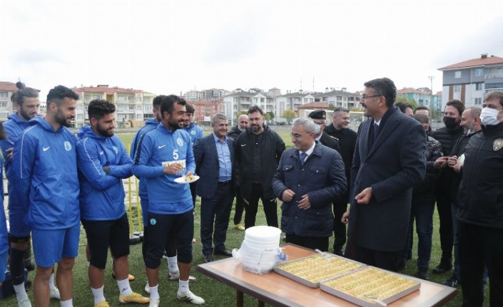 Kütahya Belediye Başkanı Işık'tan, Kütahyaspor'a moral ziyareti 