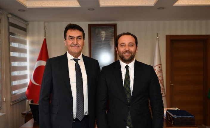 Osmangazi Belediye Başkanı Dündar, Milli Eğitim Müdürü Gür'ü ziyaret etti 