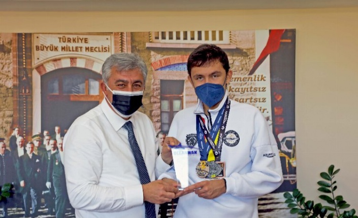 Otizmli ilk Türk sporcu  Oceanman Dünya Şampiyonası'nda 