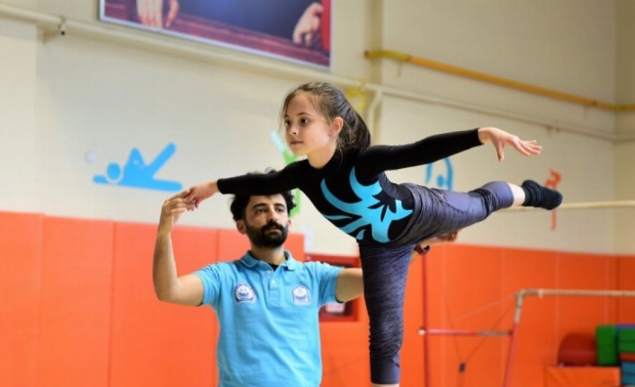 Bursa Yıldırım'da 11 bin 125 çocuğa cimnastik eğitimi 
