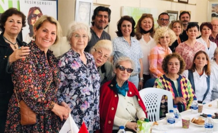 İzmir Suluboya Resaamları Derneği Başkanlığına Mona Muzo seçildi 