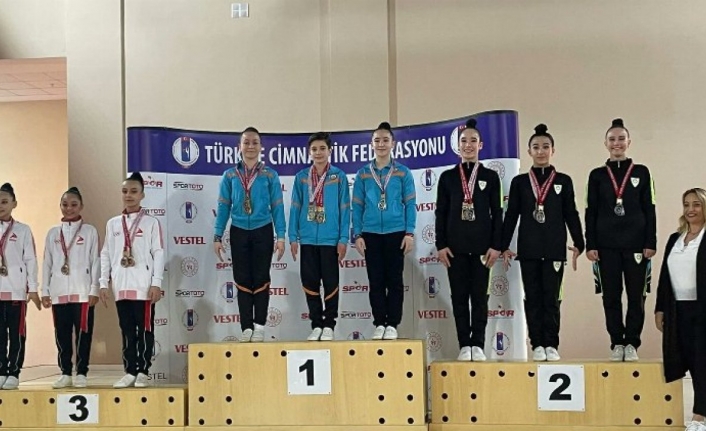 Manisa BBSK’lı cimnastikçilerden 12 madalya