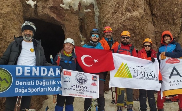 Kayseri Erciyes Kuzey Buzul zirve tırmanışı tamamlandı