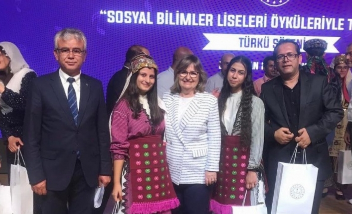 'Ümmü Kızın Türküsü' ile Akdeniz'i temsil ettiler