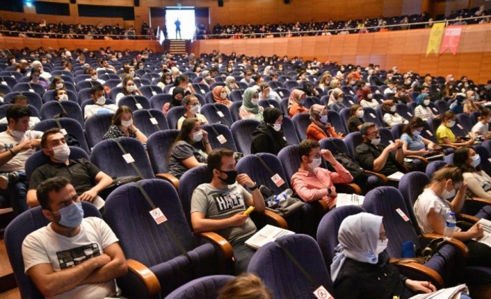 Bursa'da memur adaylarına ücretsiz eğitim desteği