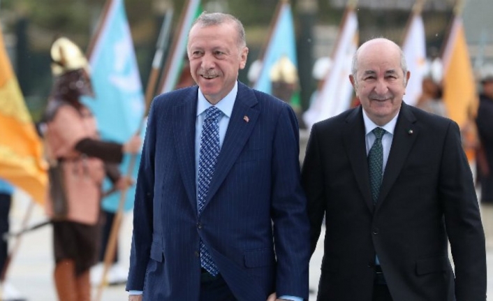 Cumhurbaşkanı Erdoğan'dan Cezayir'e FETÖ ile mücadele teşekkürü
