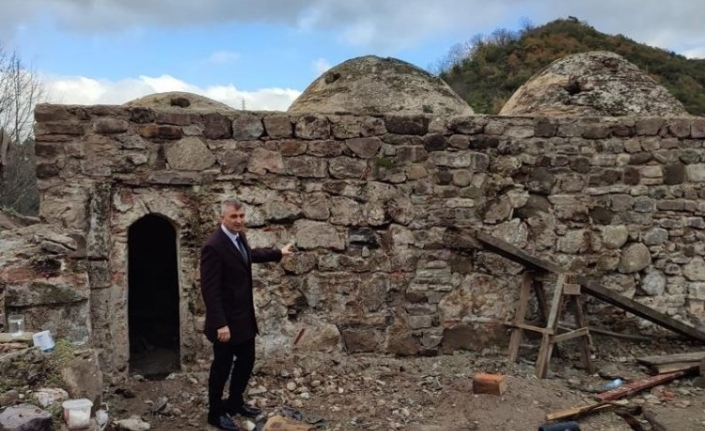 Kocaeli Gölcük'te tarihi hamamın restorasyonu sürüyor