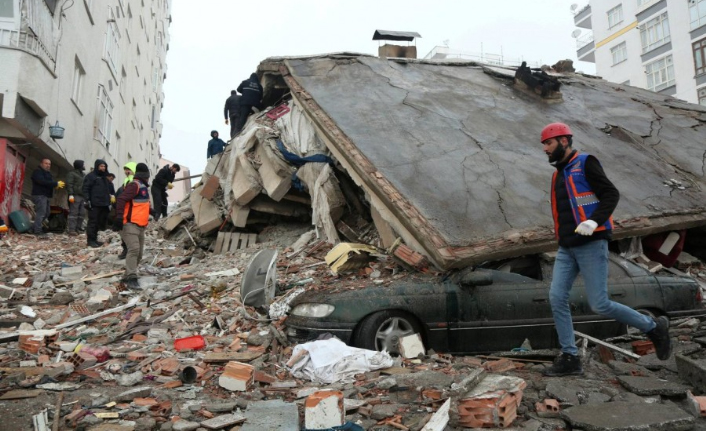 Deprem bölgesi için yeni kararlar Resmi Gazete'de