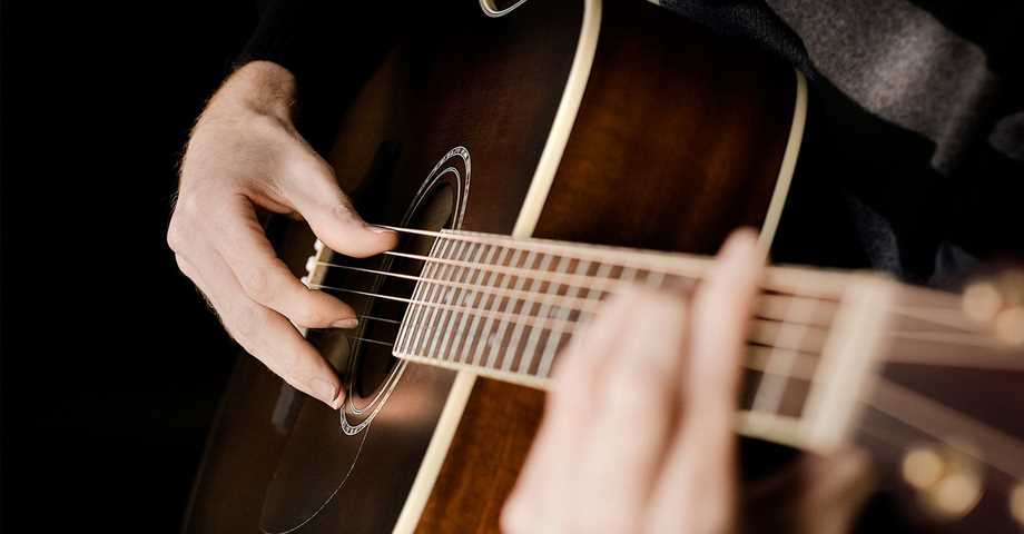 Gemlik Halk Eğitim Merkezinden Bağlama ve Gitar Meraklılarına Müjde