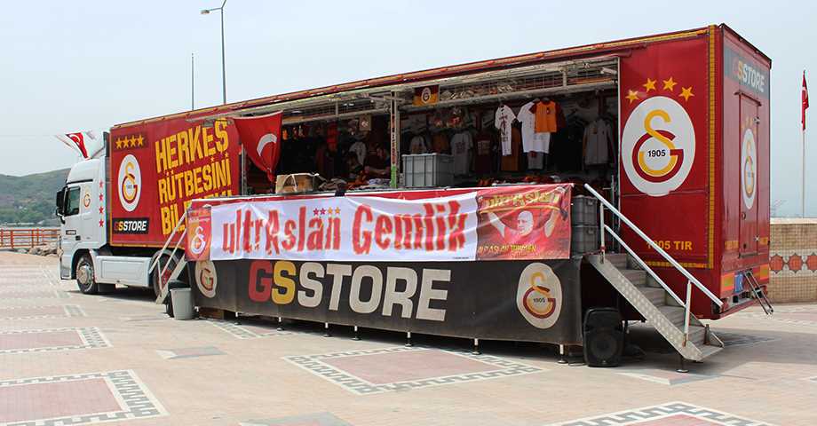 Galatasaray Tırı Gemlik'te