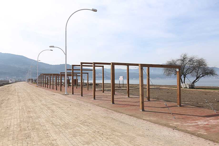 Kumsaz Sahillerine 100 Bin Metrekarelik Plaj Yapıldı