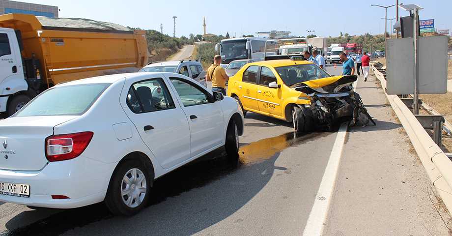 Gemlik Bursa Yolunda Trafik Kazası