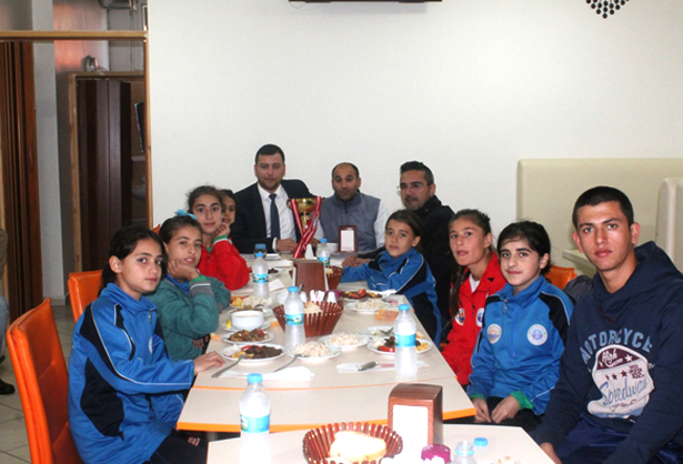 Atletizm Şampiyonu Gemlik Belediyespor