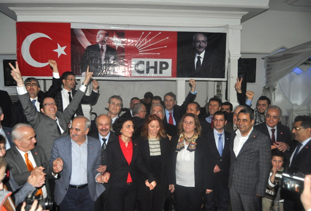 CHP Gemlik'te Adaylarını Tanıttı