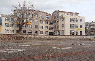 Gemport Gemlik Anadolu Lisesi'ne Belediye Desteği