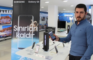 Galaxy S8 Satışa Çıktı Fiyatlar Düştü!