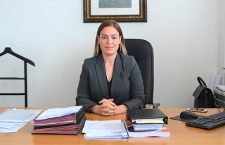 Gemlik'in ilk kadın belediye başkan yardımcısı
