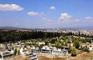 Bursa Hamitler Mezarlığı sıralı definlere kapanıyor