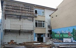 Bursa'daki okul inşaatları sürüyor