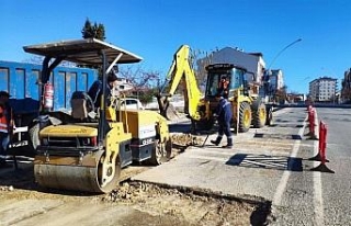 Kocaeli Gebze'de bozulan yollar asfaltlandı 