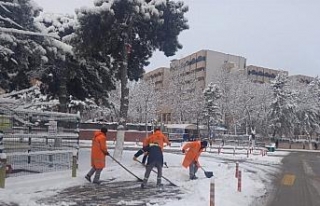 Malatya Büyükşehir Belediyesi'nden kar mesaisi...