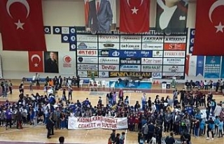 Bursa Gemlik'te 860 sporcu 7 branşta yarıştı