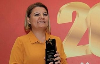 Başkan Hürriyet, İzmit'e 3 yılda 6 ödül...