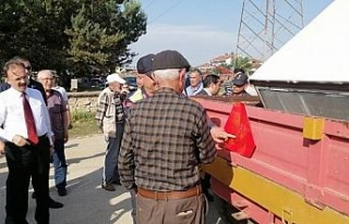 Bilecik'te Vali Kızılkaya'dan traktör...