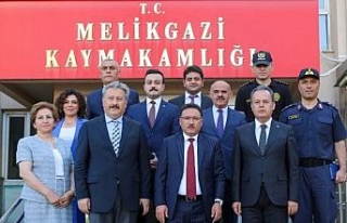 Kayseri Valisi Gökmen Çiçek'ten Melikgazi'ye...