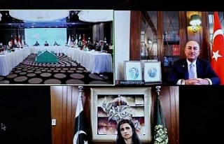 Çavuşoğlu D-8 Bakanlar Konseyi'ne videokonferansla...