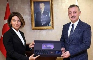 Başkan Büyükakın, Azeri Başkonsolosu’nu konuk...