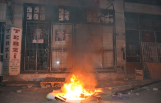 Gemlik HDP Binası Yakılıp Yıkıldı