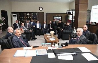 Vali Sezer'den Başkan Mehmet Özcan’a hayırlı olsun ziyareti
