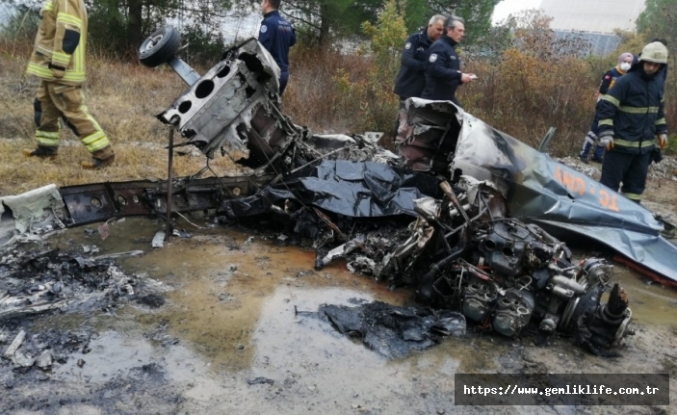 Bursa'da uçak düştü: 2 kişi hayatını kaybetti